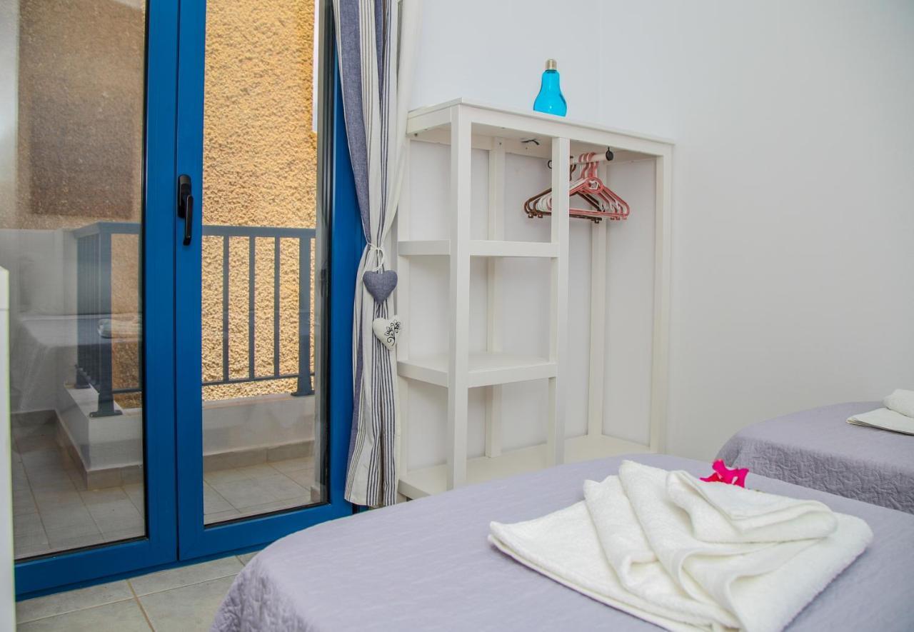 Mmm Apartment Makrýgialos Dış mekan fotoğraf