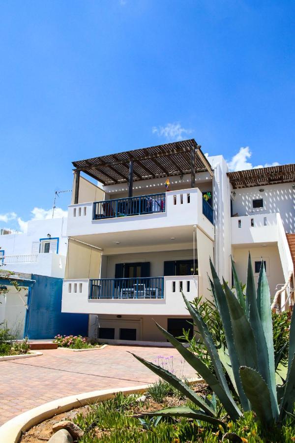 Mmm Apartment Makrýgialos Dış mekan fotoğraf